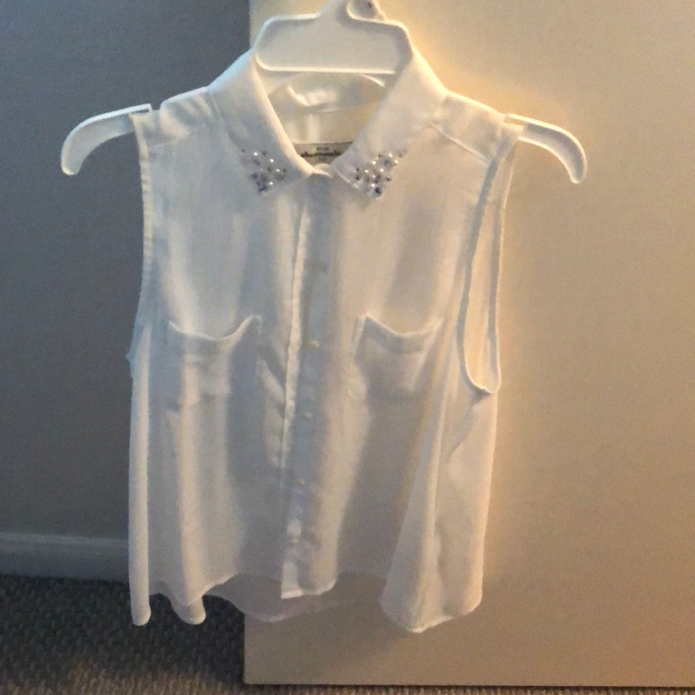 White top